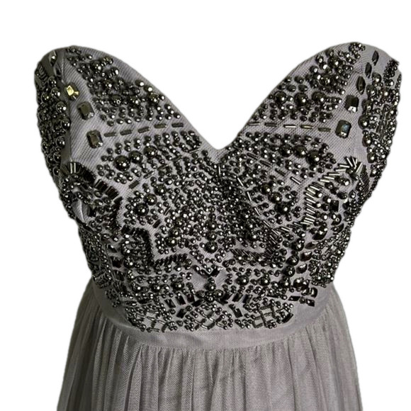 33. Le Chateau Grey/ Mauve Tulle Beaded Halter (prom) Dress - Picture 2 of 9